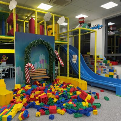 AleKlocki sala zabaw z Lego